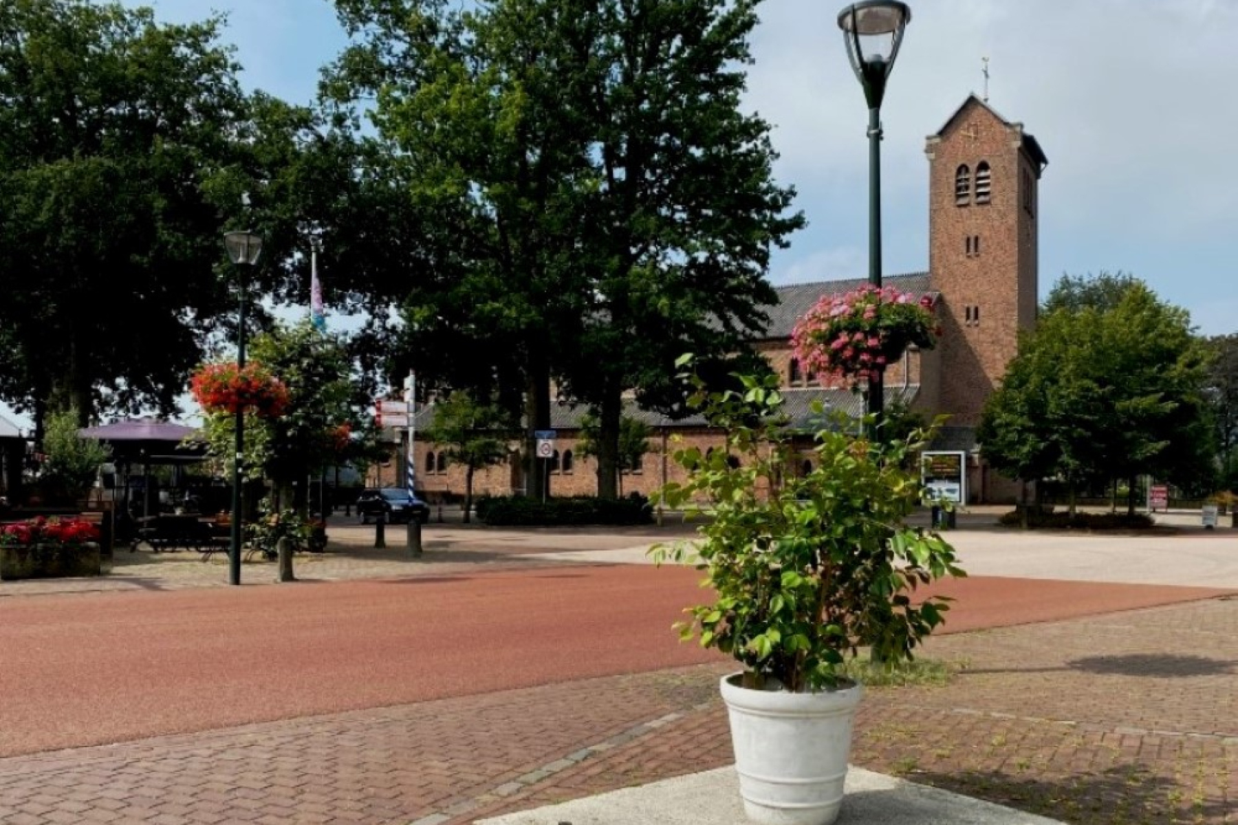 Staat ons kerkgebouw over 10 jaar nog steeds centraal in Hengevelde?
